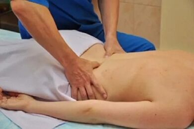 Le massage comme méthode de traitement de l'ostéochondrose thoracique